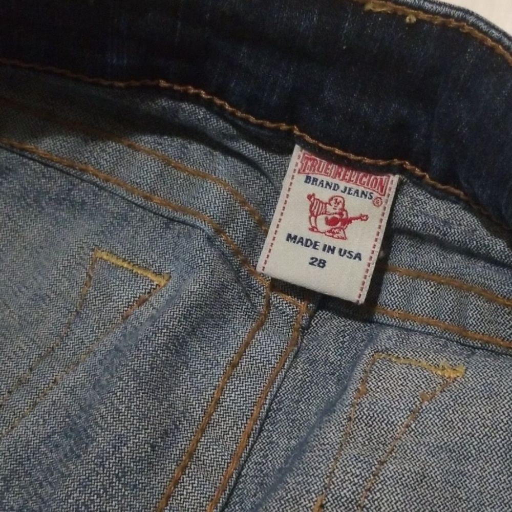 True Religion - Picture 3 of 7
